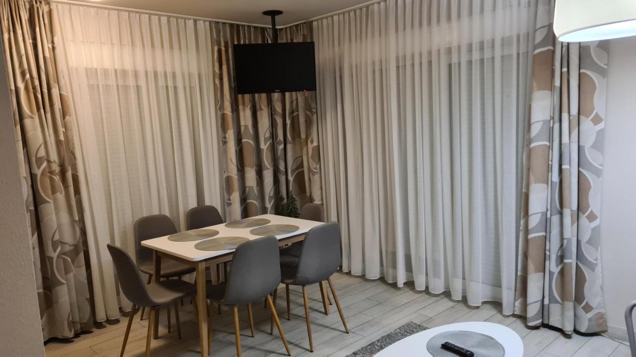 Apartament Czarna Gora B11 Siena Buitenkant foto